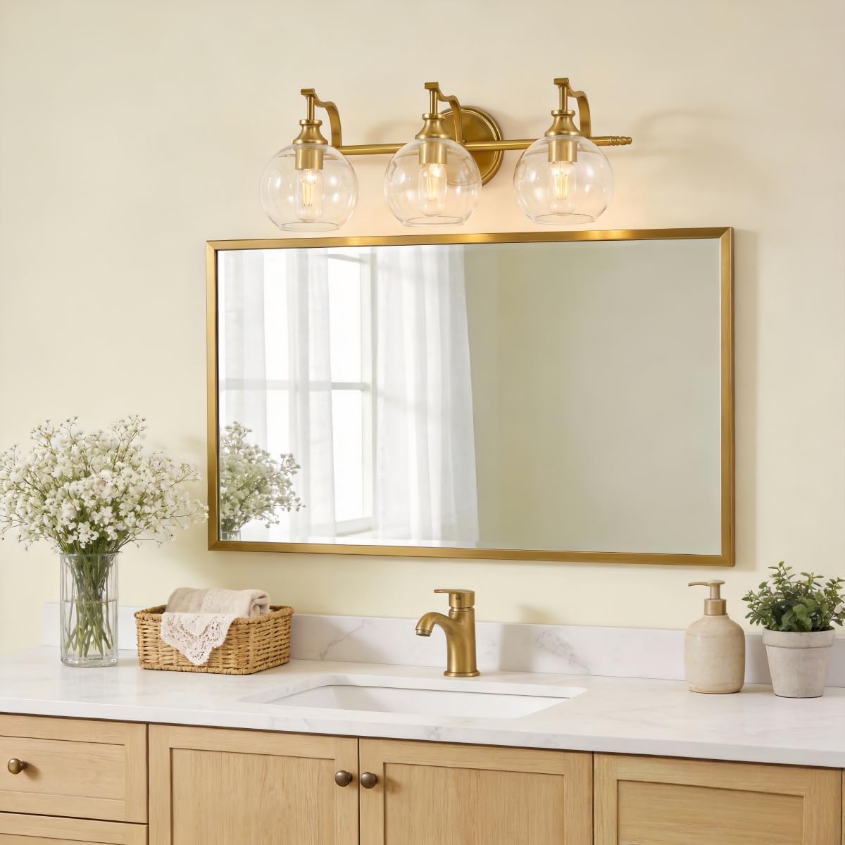 ANDY STAR Bruhsed Gold Bathroom Light Fixtures, Gold 3 Light Bathroom Vanity Lights, 3 Lights Wall Light with Globe Clear Lampshade, Vintage Brass Sconce with Metal Lamp Body for Bedroom, Living Room
