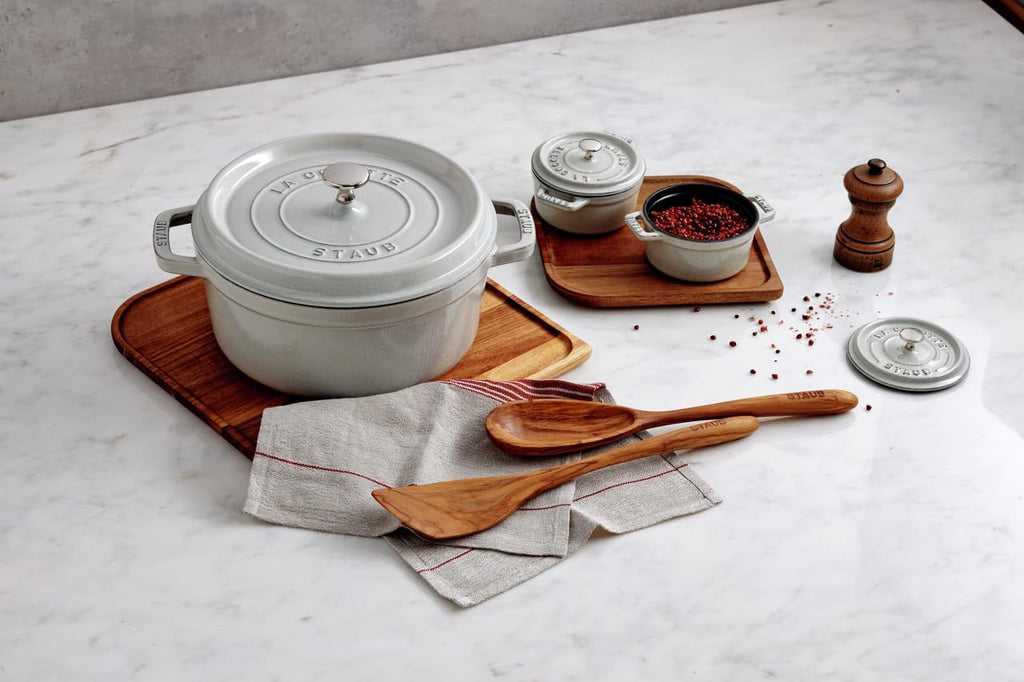 STAUB Cast Iron Round Cocotte 26 cm White Truffle