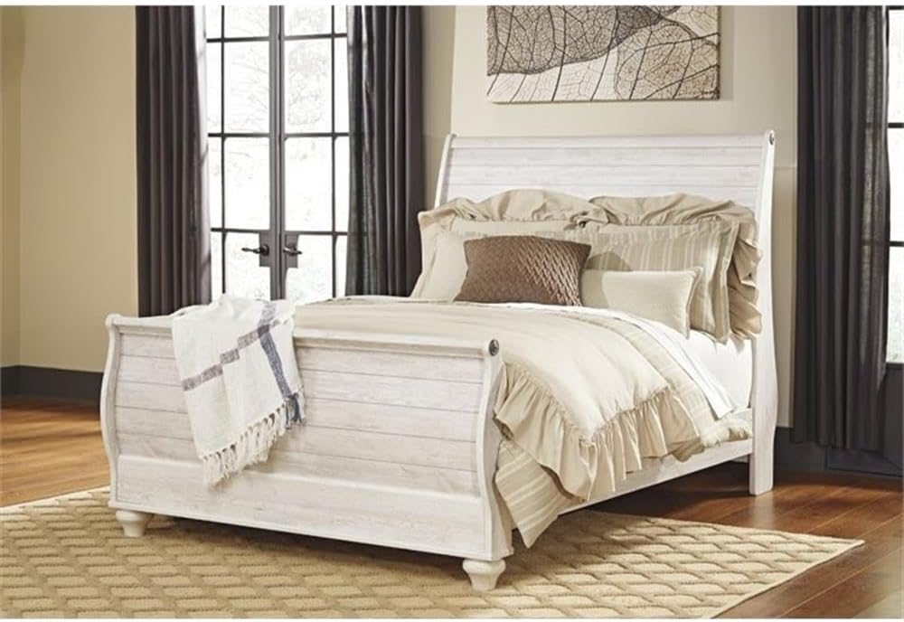Ashley Furniture Willowton Queen Sleigh Bed in Whitewash