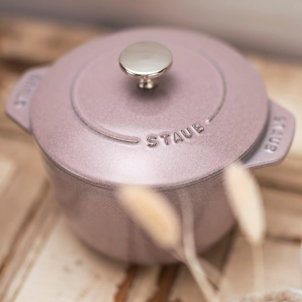 STAUB Cast Iron 1.5-qt Petite French Oven - Lilac