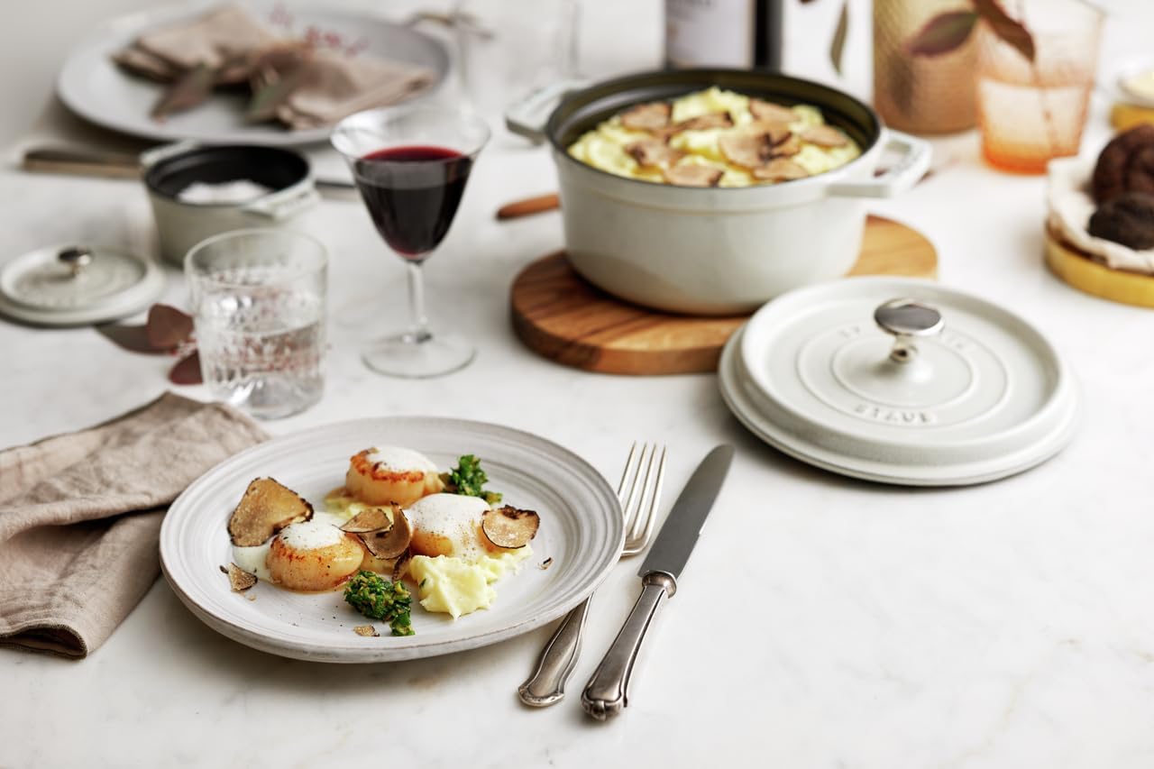 STAUB Cast Iron Round Cocotte 26 cm White Truffle