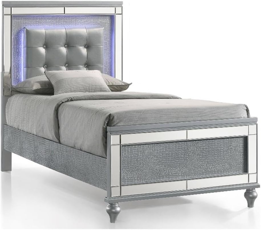 New Classic Furniture Valentino Wood Twin Bed, Silver