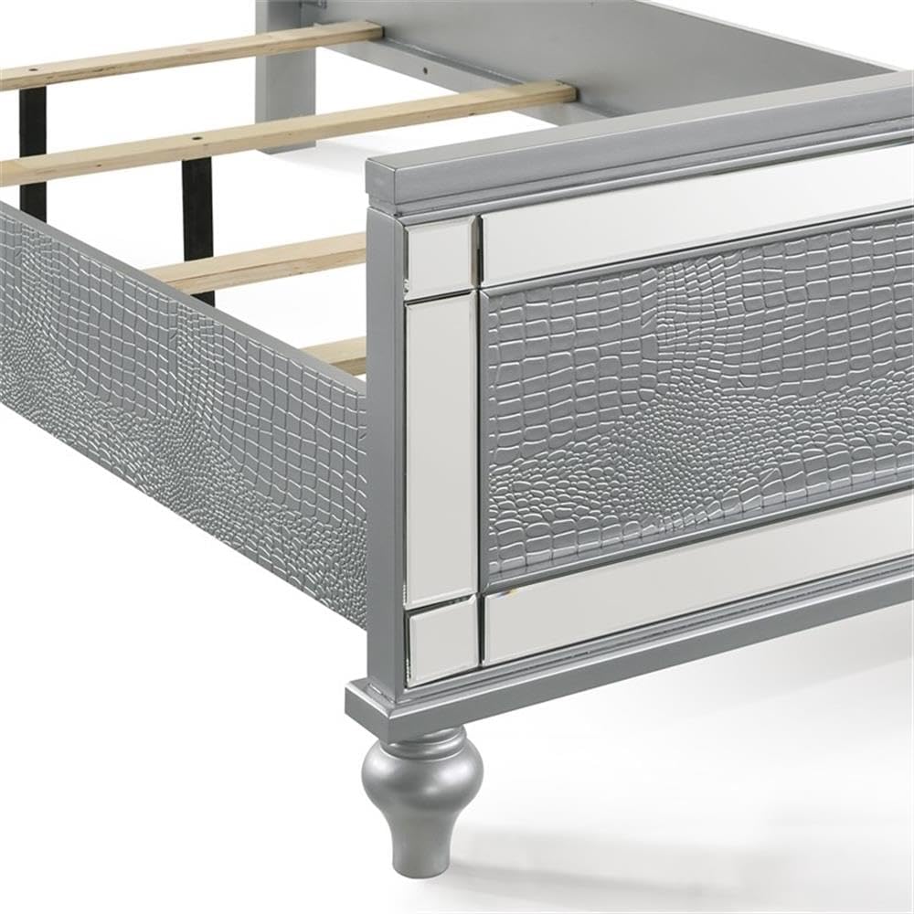 New Classic Furniture Valentino Wood Twin Bed, Silver
