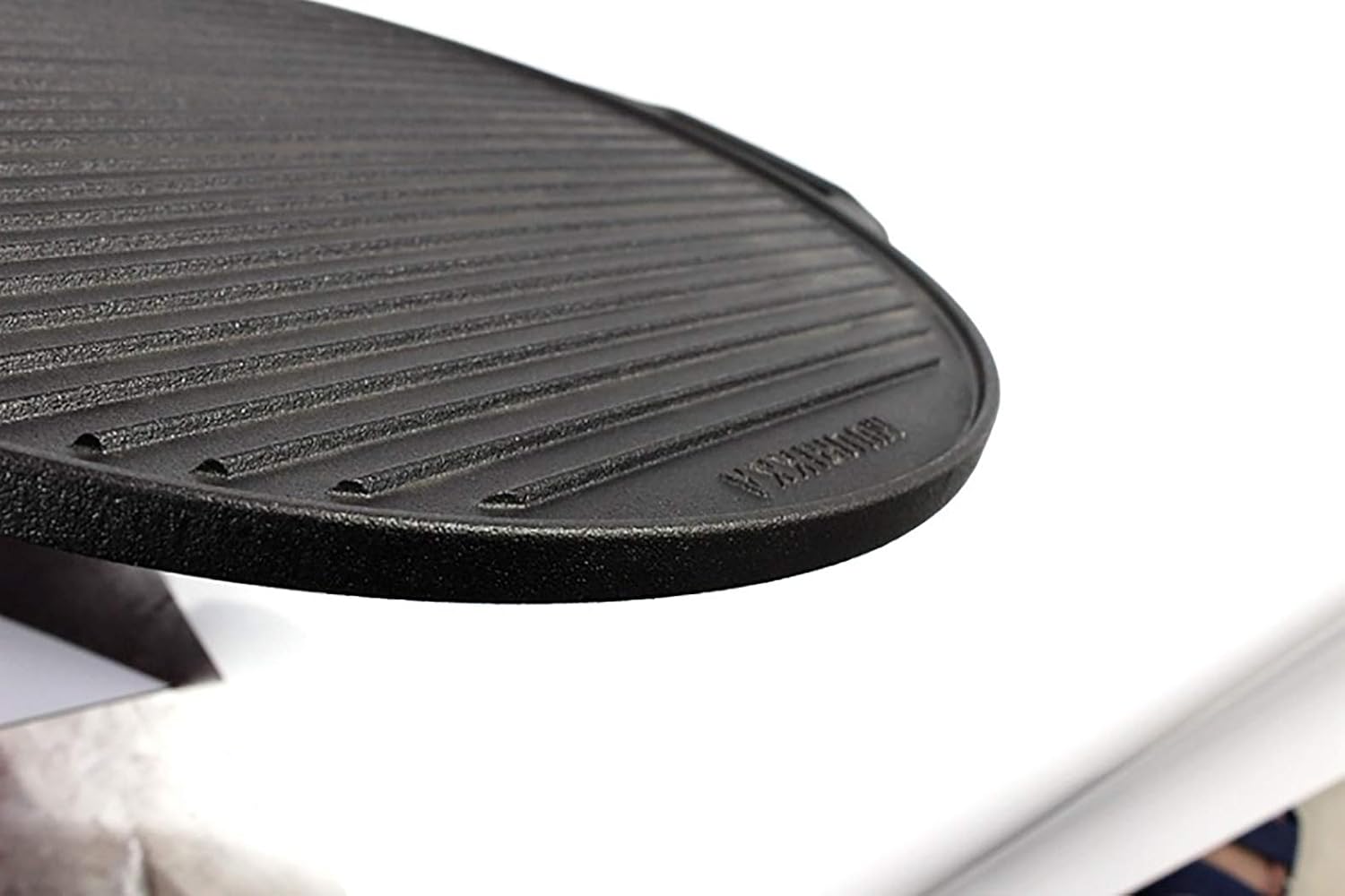 Cast Iron Double-Sided Baking Pan Grid Cast Iron Grill And Griddle Combo. Reversible 41CM Grill/Griddle Pan With Easy-Grip Handles