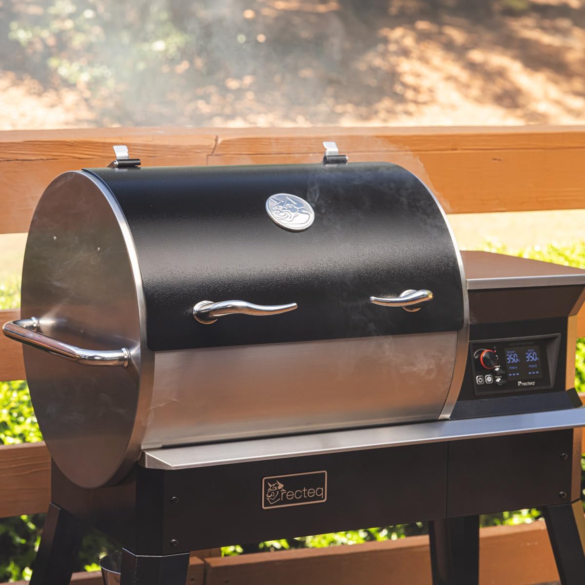 recteq Patio Legend 600 Pellet Smoker, Pellet Grill with Wifi & App Connectivity, Outdoor Smokers Grills, Wood Pellet Grills, Temp Range 180° to 700+°, Smoker Grill + Grilling Basics Bundle