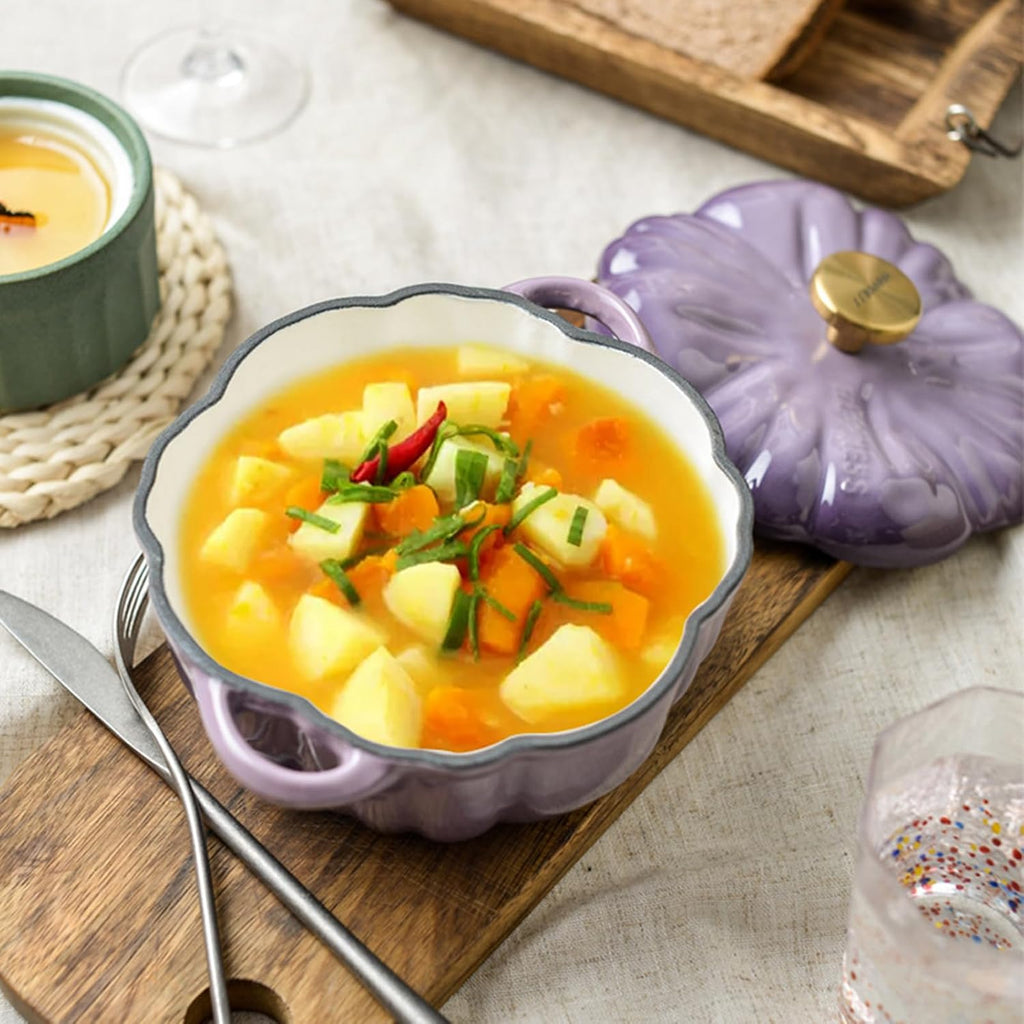Pumpkin Dutch Oven, Pumpkin Cast Iron Dutch Oven, Pumpkin Shape Cooking Pot Enamel Pot with Lid Non-Stick Stew Pot Soup Pot, Saucepan Pot Halloween Thanksgiving Decor Gift,3.7L