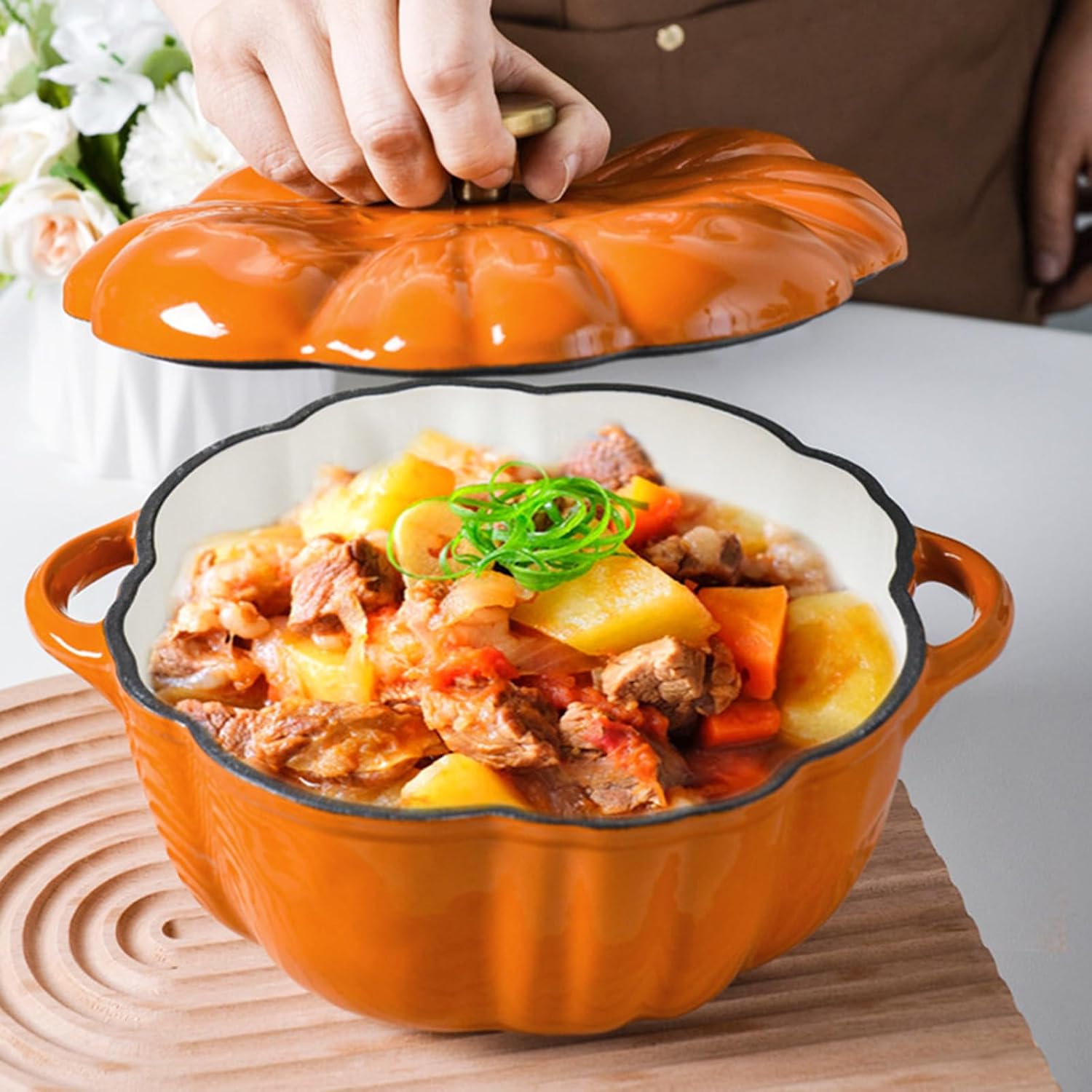 25cm/9.8in,Mswborml Pumpkin Enamel Pots for Cooking, Enameled Cast Iron Dutch Oven Pot with Lid, Enamel Coating, Non-Stick Shallow Casserole Braiser with Dual Handle Usable for Induction Cookers