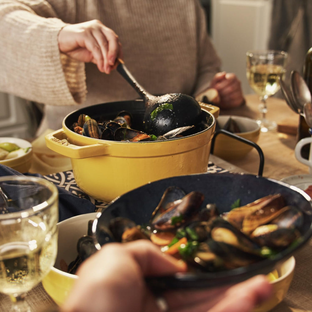 STAUB Enamelled Cast Iron Casserole Dish with Lid, Suitable for All Heat Sources Including Induction, 4 People, Round, 24 cm, 3.70 L, 4.7 kg, Lemon