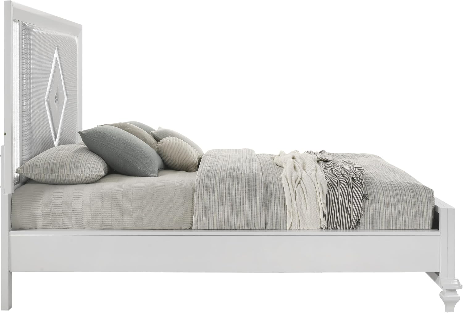 New Classic Furniture Stardust Wood King Bed, White