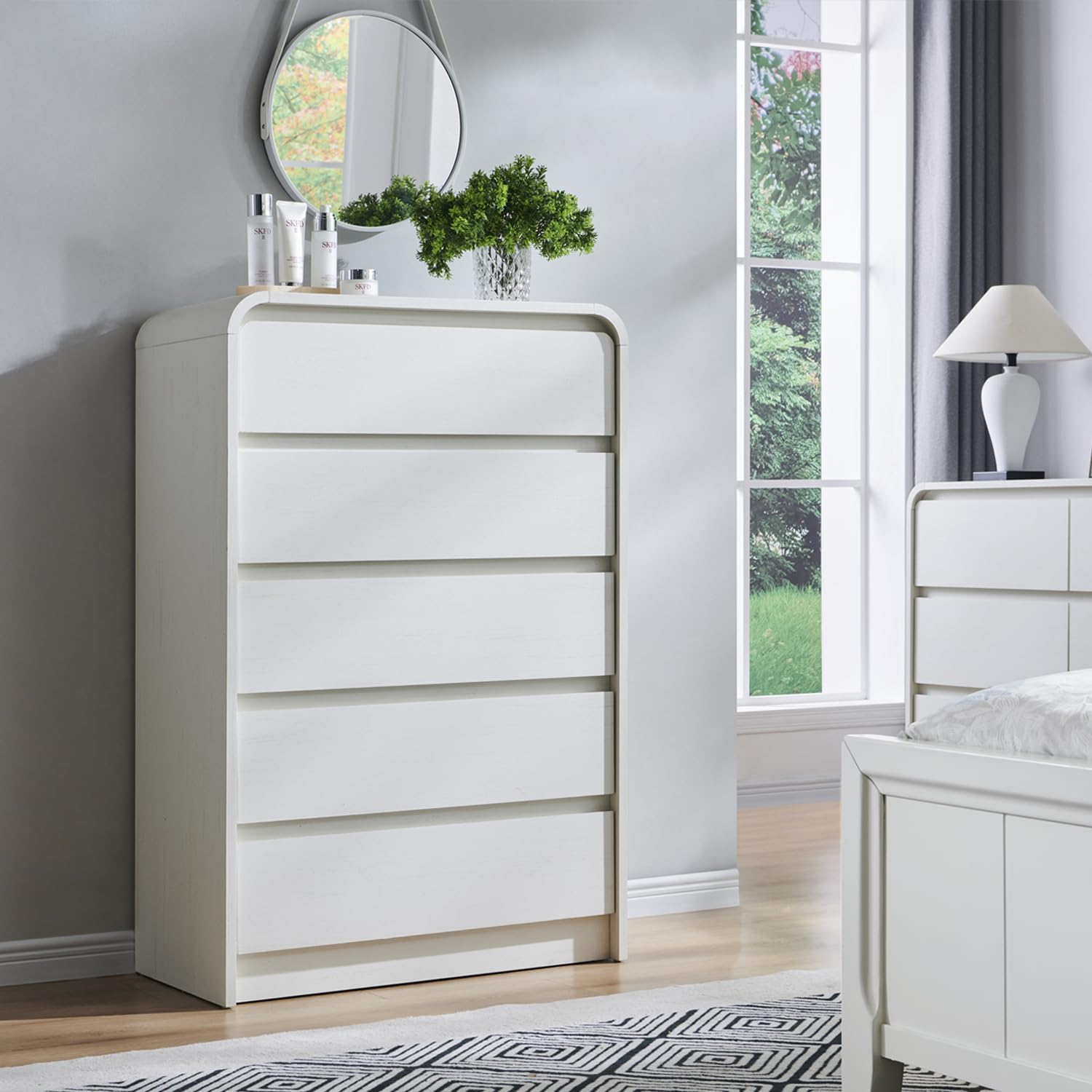 Aitjunz Modern 5 Drawers Dresser for Bedroom, 45' Tall Dressers & Chests of Drawers w/Curved Profile Design, Wood Mid Century Vertical Dresser w/Natural Texture for Bedroom, Living Room, Antique White