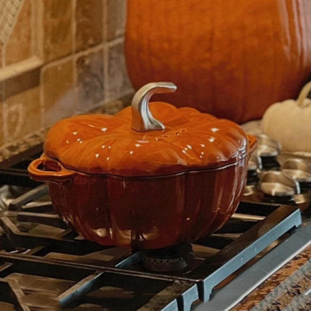 Orange,Mswborml Pumpkin Enameled Cast Iron Dutch Oven w/Lid, Shallow Casserole Braiser with Dual Handle, Heavy-Duty Enamelled Cooking Pot Non-Stick Ceramic Coating, Oven, Induction Compatible