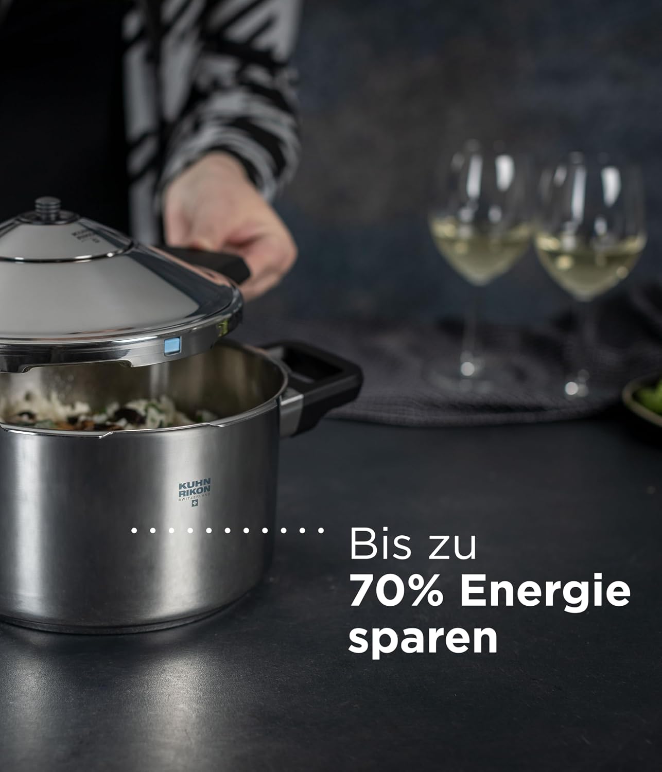 Kuhn Rikon DUROMATIC® Pressure Cooker 11' 8.45 qt family of 6 wide base for better braising, Stainless