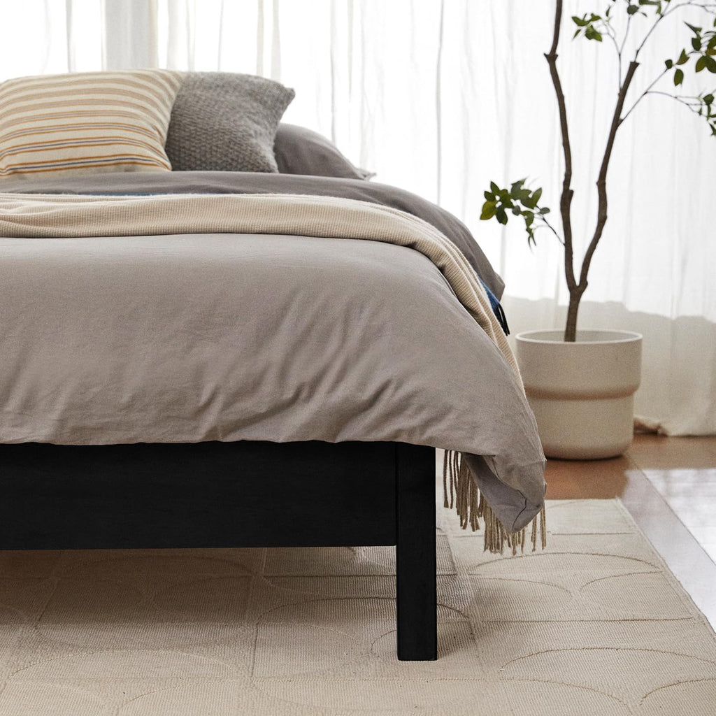 LIFEMENT Queen Bed Frame Signature Wood Platform, Noise Free, Under Bed Storage, No Box Spring Needed, Easy Assembly, Black