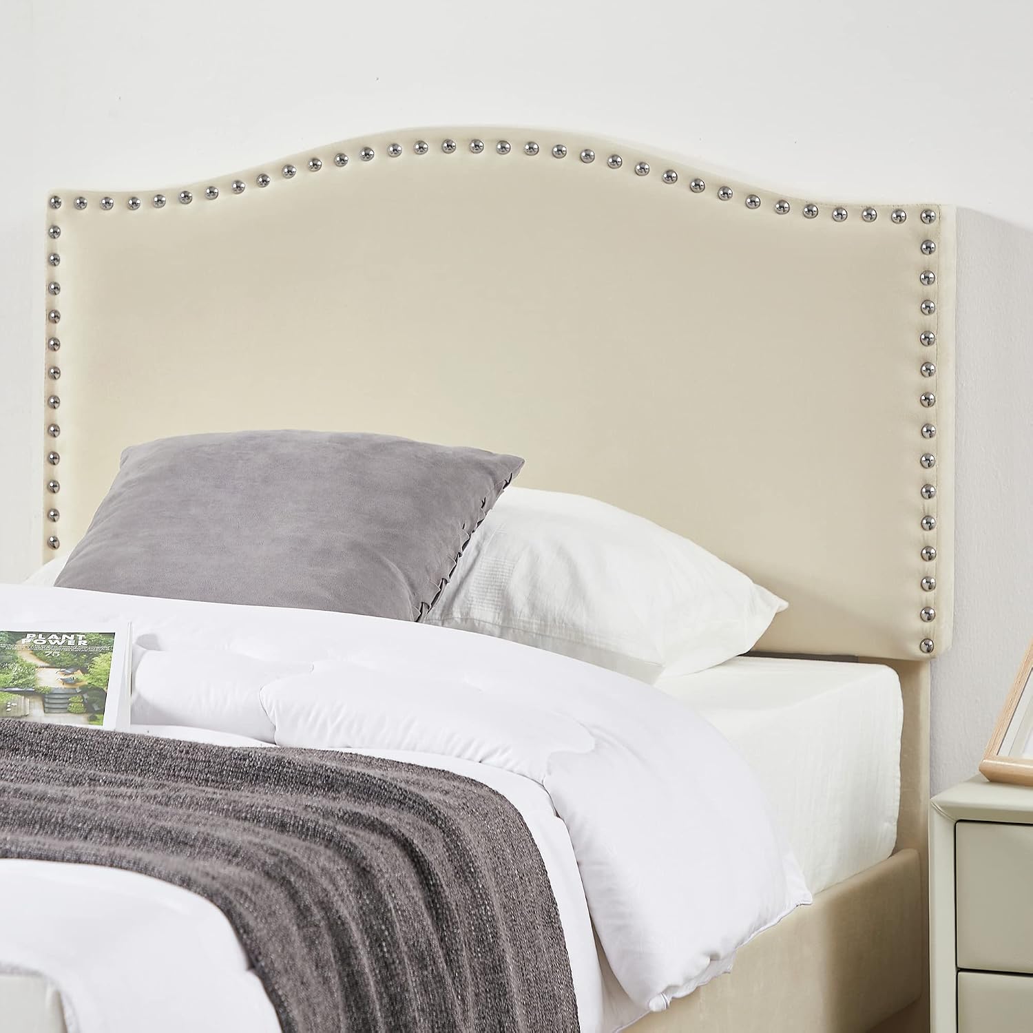 VECELO Twin Bed Frame Platform Bed Frame with Upholstered Headboard, Strong Frame and Wooden Slats Support, Strong Weight Capacity, Non-Slip and Noise-Free, Easy Assembly,Beige