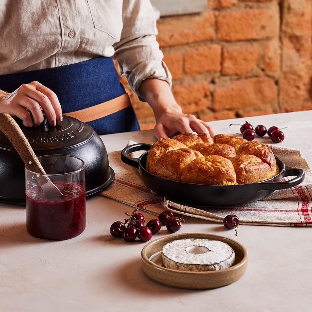 Le Creuset Enameled Cast Iron Signature Round Bread Oven, 9.5 inch, Licorice