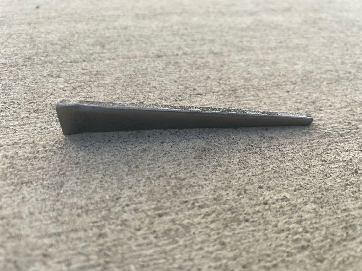 Sandbaggy 3 inch (10D) Square Cut Masonry Nails for Concrete, Brick, Mortar - 1/2' Wide Flat Heads - Construction, Cement, Brick Walls (1500)