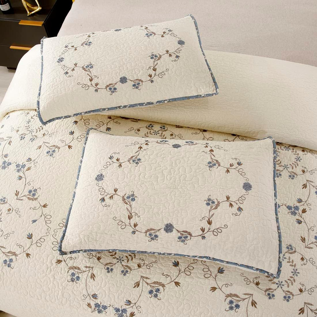 vctops 3-Piece Elegant Floral Embroidered Bedspread Coverlet Set 100% Cotton Reversible Patchwork 1 Quilt and 2 Pillow Shams Full/Queen, Flower B