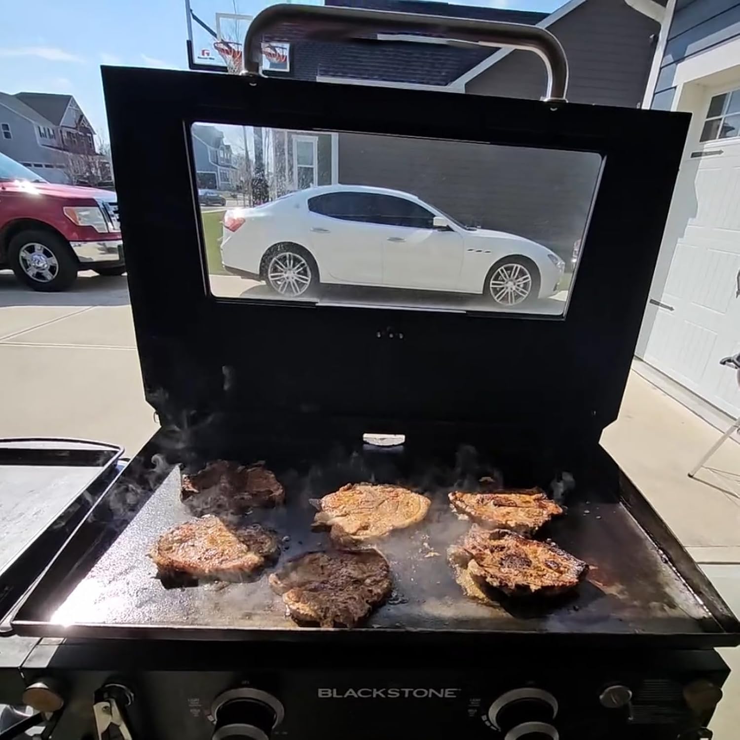 Upgrade Hinged Lid for Blackstone 28' Omnivore Griddle Hood,5857 Visualized Tempered Glass Hard Cover for Blackstone Lid 28' Omnivore 2206 1883 1517 2287 etc.Flat Top Griddle Accessories w/Thermometer