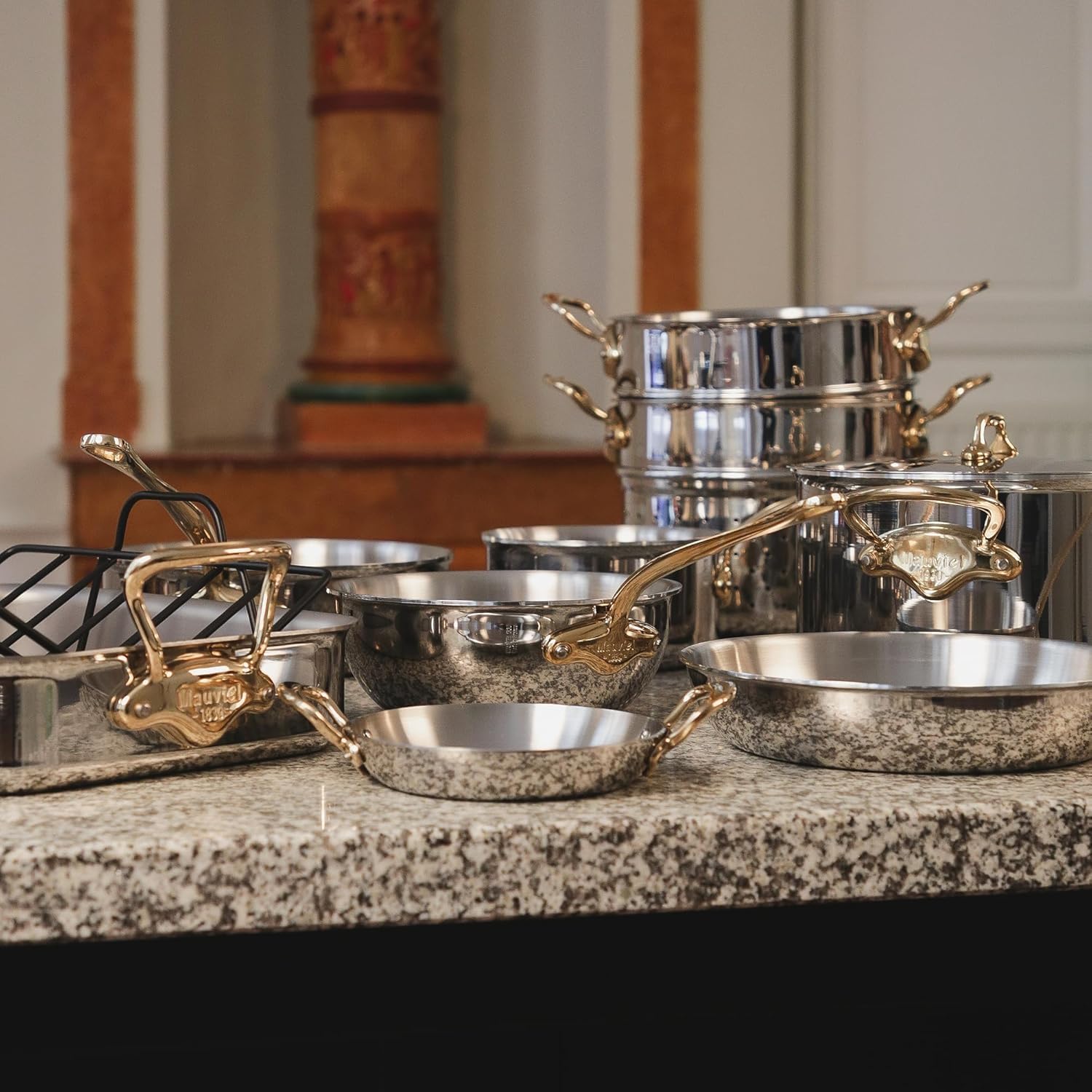 Mauviel M'Cook B 5-Ply Polished Stainless Steel Rondeau/Braiser Pan With Lid, And Brass Handles, 6-qt, Made In France