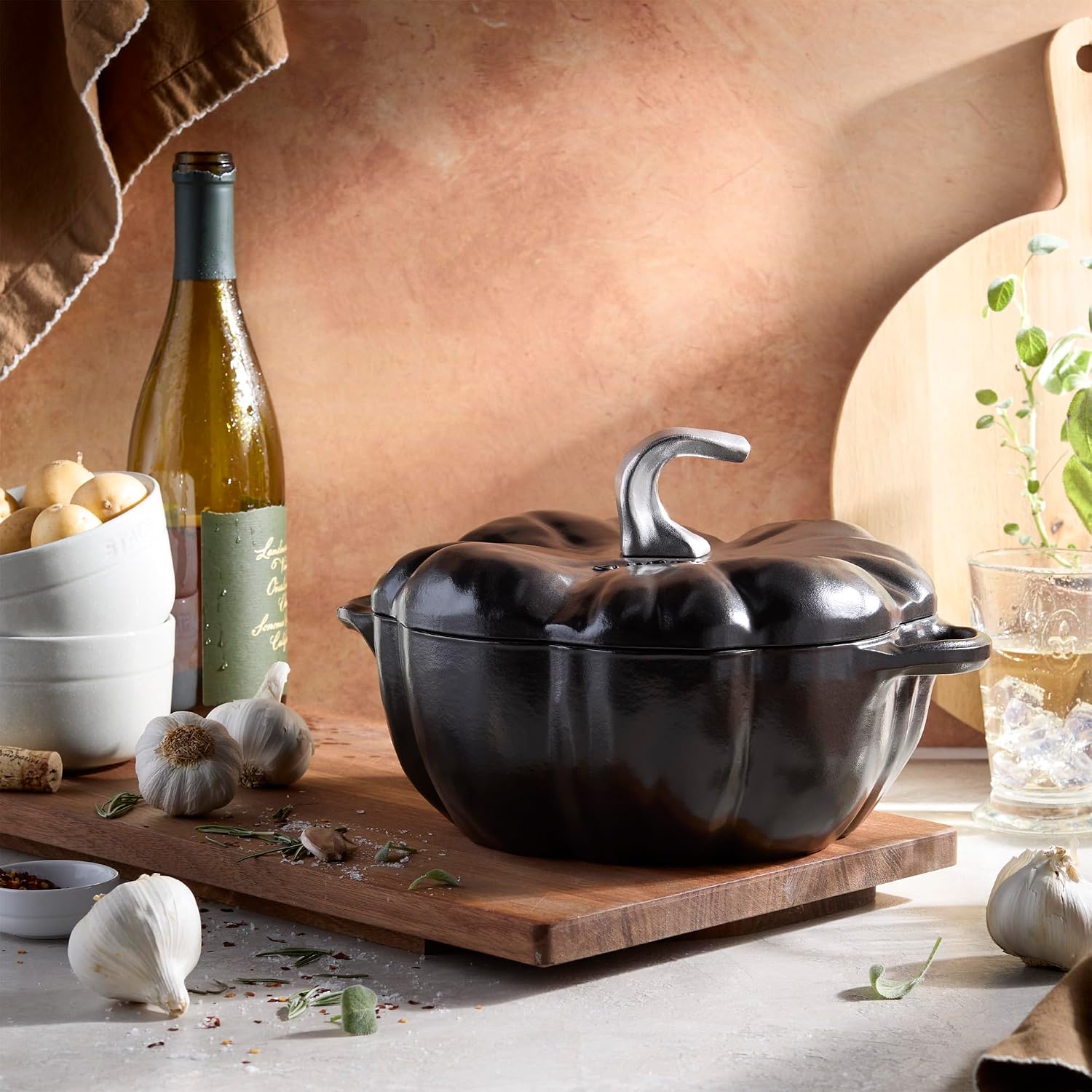 STAUB Cast Iron 3.5-qt Pumpkin Cocotte with Stainless Steel Knob - Black