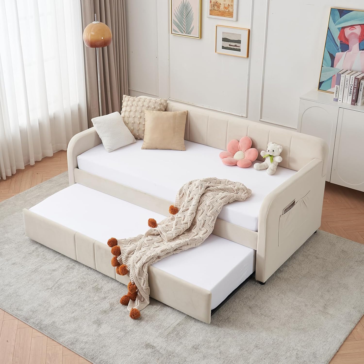 Deolme Twin to King Daybed with Trundle, USB Ports, Velvet Upholstered Daybed with Pop Up Trundle Bed, Modern Extendable Day Bed Frame for Kid Adult Bedroom Living Room Guest Room Small Places Beige