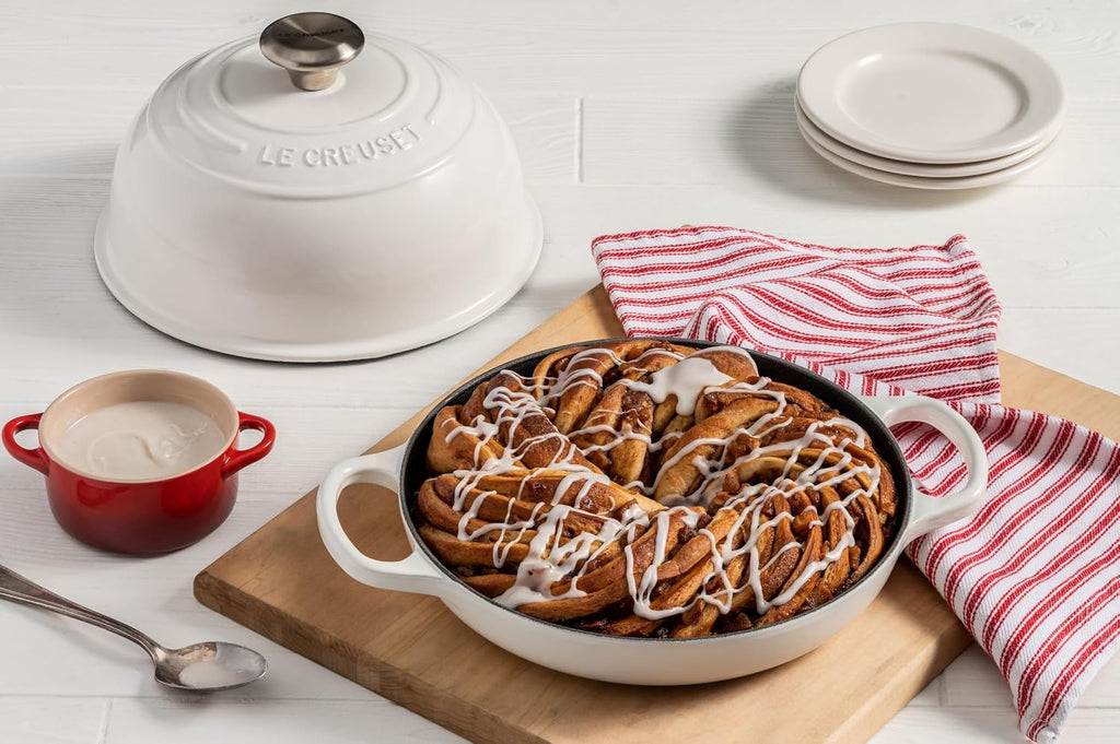 Le Creuset Enameled Cast Iron Signature Round Bread Oven, 9.5 inch, Riviera