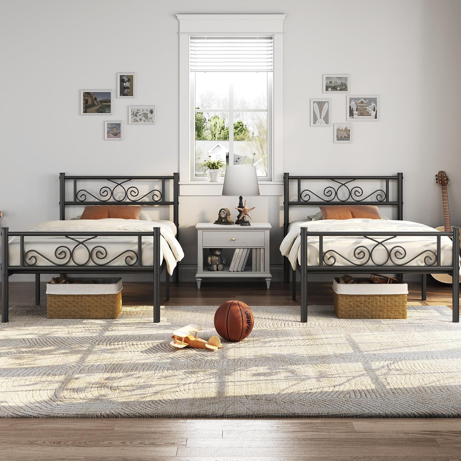 Yaheetech 2 Pcs Classic Metal Platform Bed Frame with Headboard and Footboard Flower Design Mattress Foundation Easy Set Up Structure Twin XL Size Black