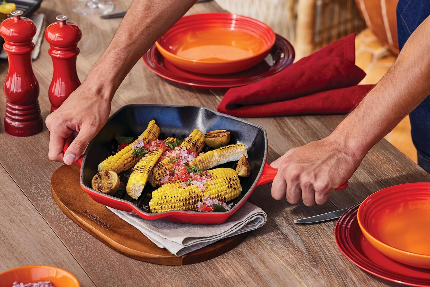 Le Creuset Enameled Cast Iron Signature Square Skillet Grill, 10.25', Shallot
