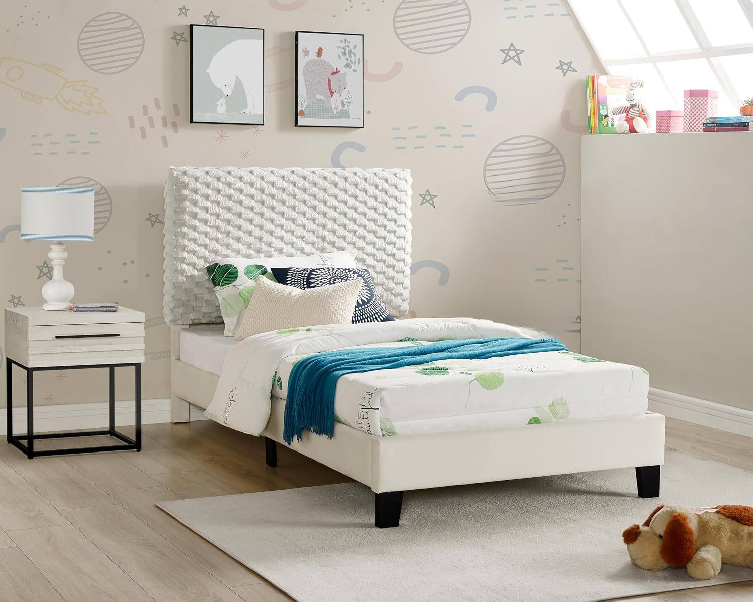 Roundhill Furniture Findlay 2-Piece Bedroom Set, Plush 3D Upholstered Bed with Nightstand, Twin