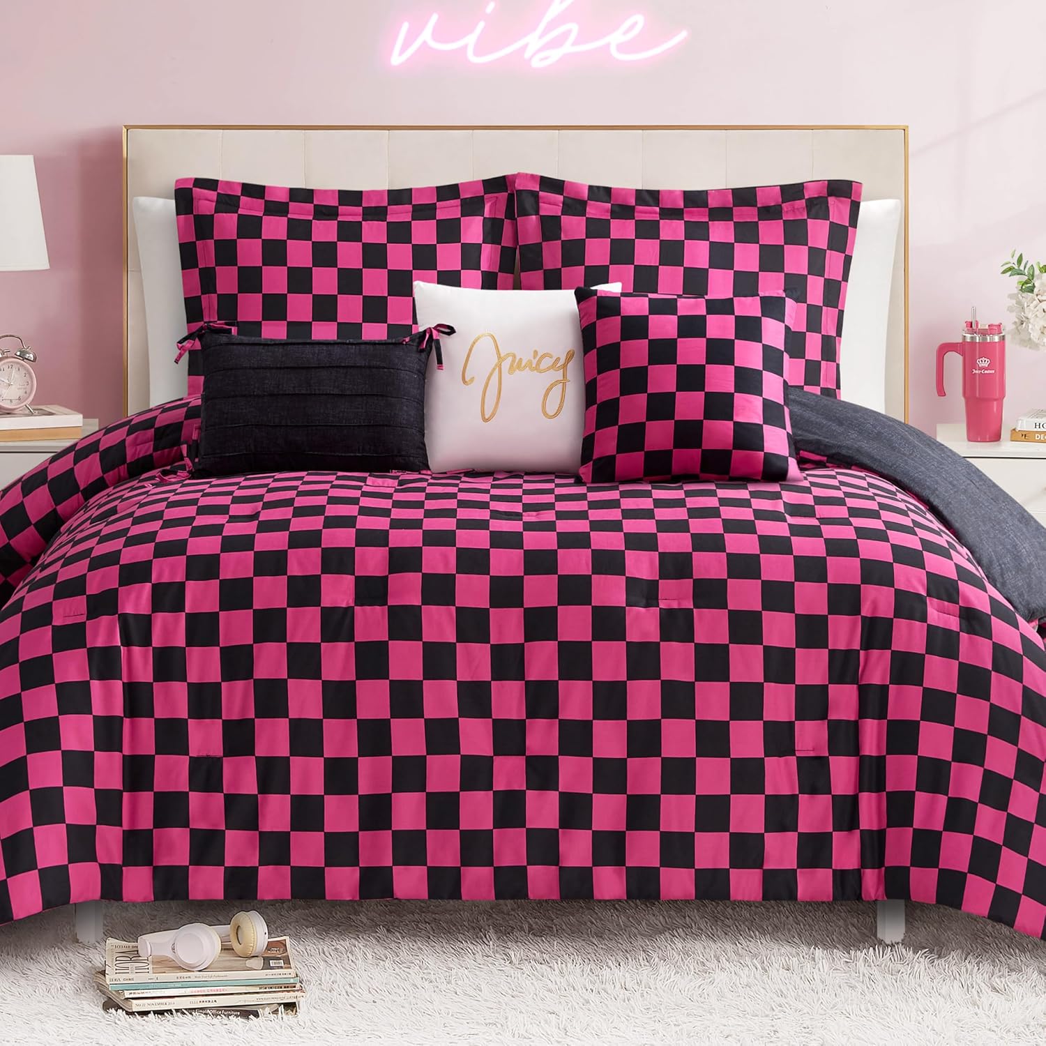 Juicy Couture Reversible Checkerboard Comforter Set 5-Piece Twin/Twin XL Set, Black/Hot Pink