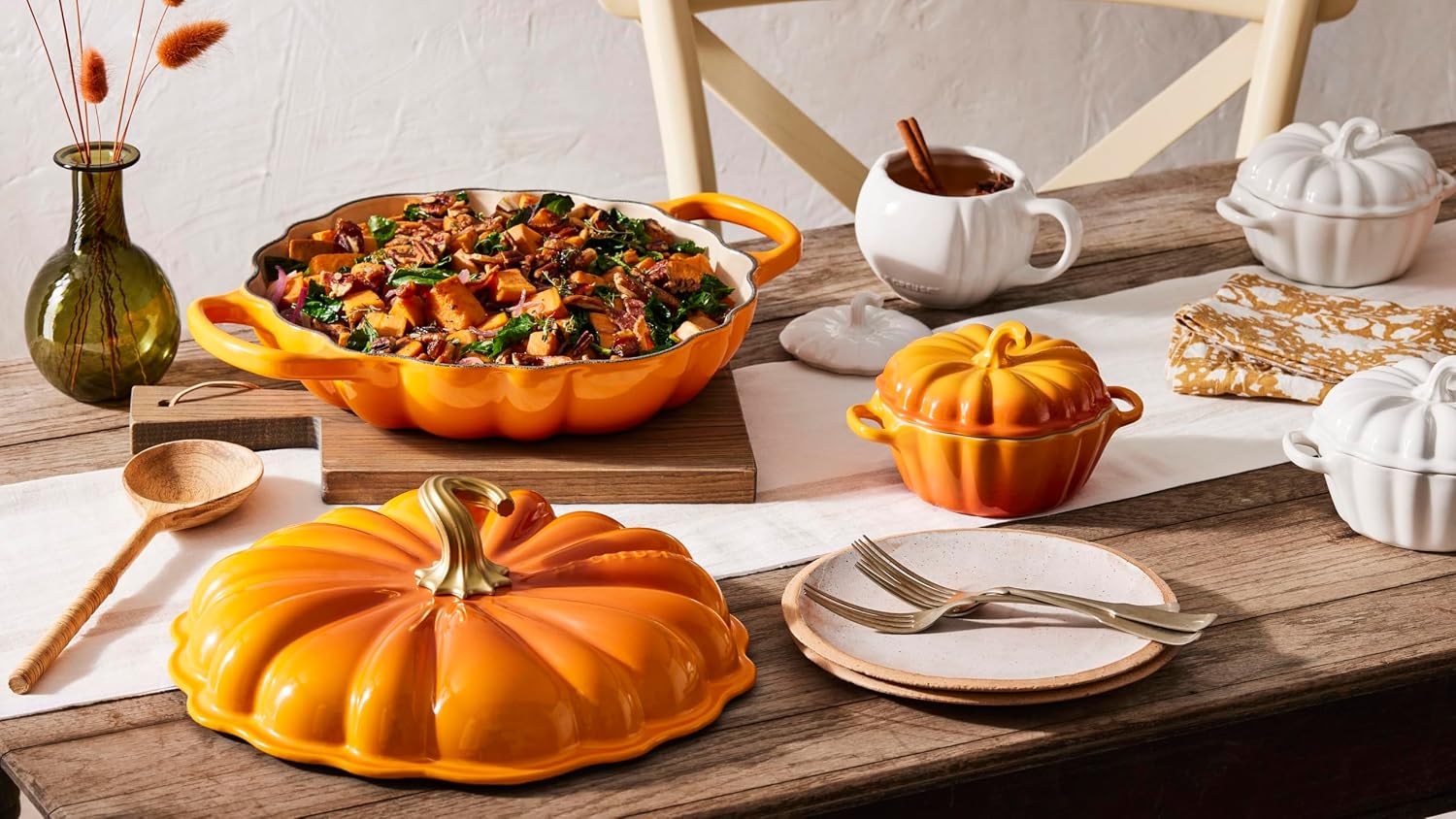 Le Creuset Enameled Cast Iron Signature Pumpkin Braiser, 2.75 qt., Licorice