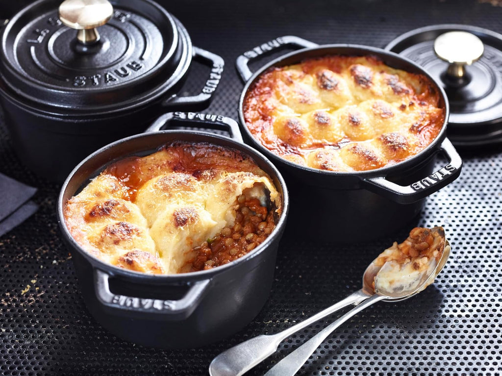 Staub La Cocotte Round 40509-476 Pico Cocotte Round Black 5.5 inches (14 cm) Small, Both Handed Casting, Enameled Pot, Induction Compatible, Japanese Authentic Product