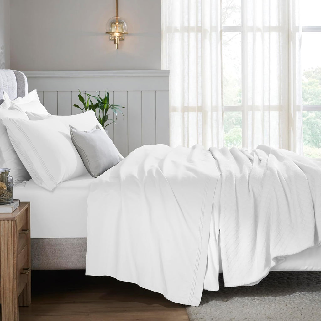 Superior Egyptian Cotton 4 Piece Sheet Set, 650 Thread Count, Modern Design, Sustainable Sheets, Ultra-Soft Basics, Solid, Deep Pocket Fitted Sheet, Flat Sheet, Pillowcases, King, White
