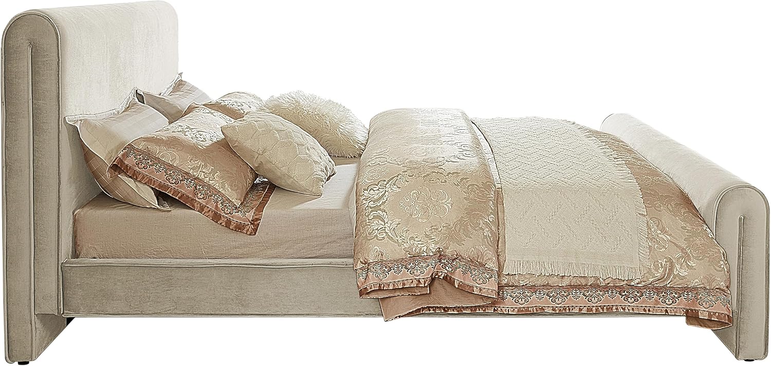 Meridian Furniture SloanCream-F Sloan Collection Modern | Contemporary Velvet Upholstered Full Bed with Rich Soft Cream Velvet, Curved Headboard and Footboard, 59.5' W x 92' D x 45' H, Cream, Full