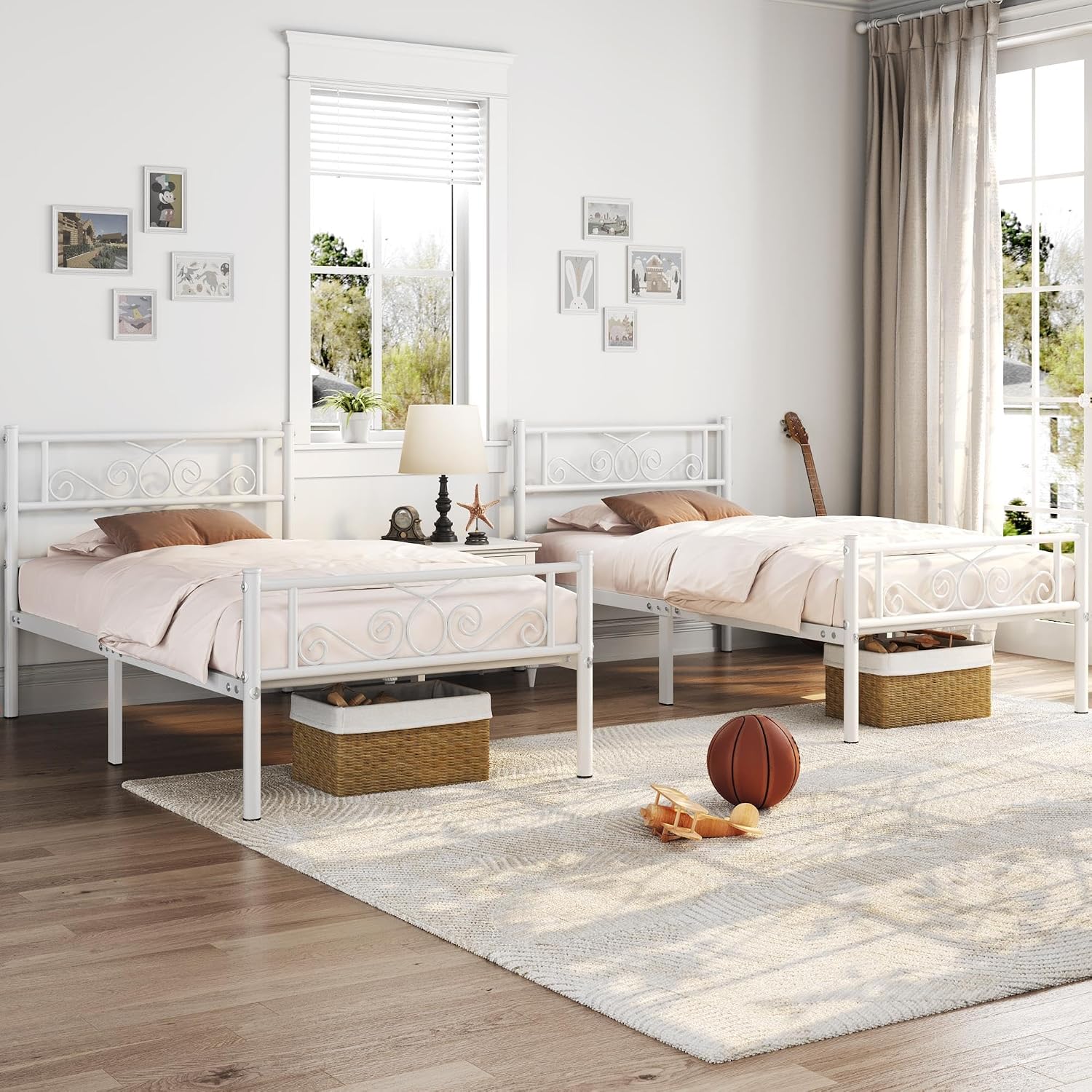 Yaheetech 2 Pcs Classic Metal Platform Bed Frame with Headboard and Footboard Flower Design Mattress Foundation Easy Set Up Structure Twin Size White
