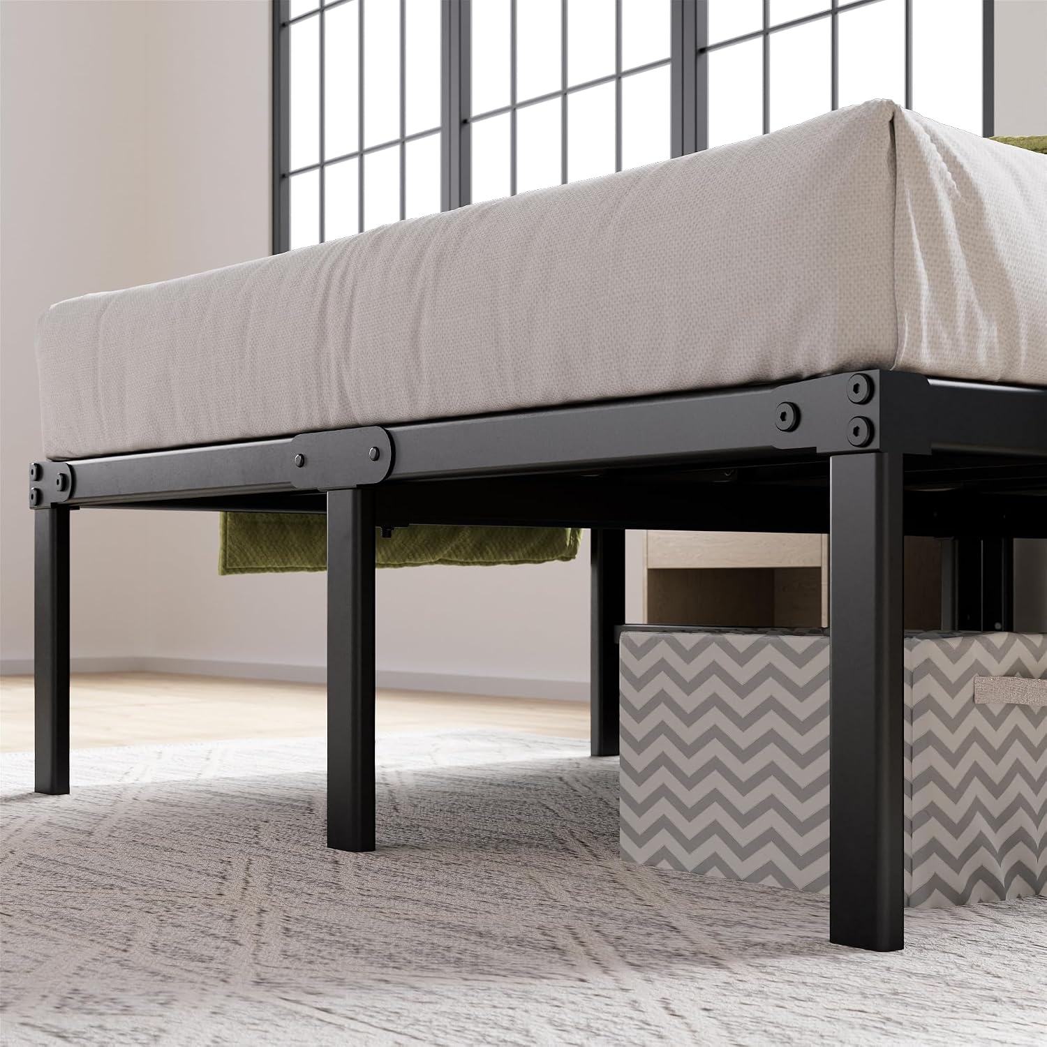 ZINUS Yelena 18 Inch Full Metal Platform Bed Frame, Steel Slat Support, No Box Spring Needed, Eco Friendly WonderBox(TM) Packaging, Easy Assembly, Black