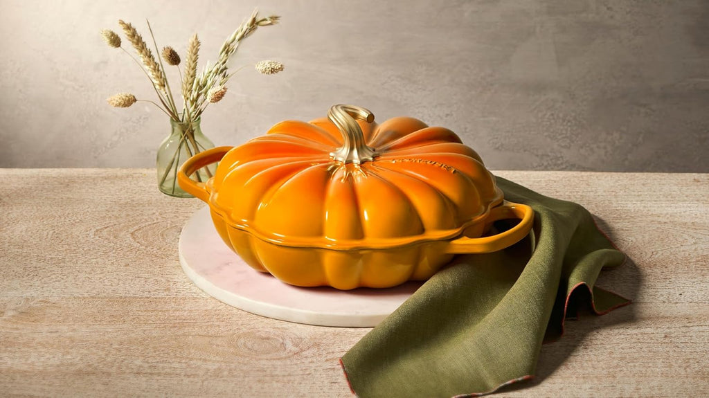 Le Creuset Enameled Cast Iron Signature Pumpkin Braiser, 2.75 qt., White