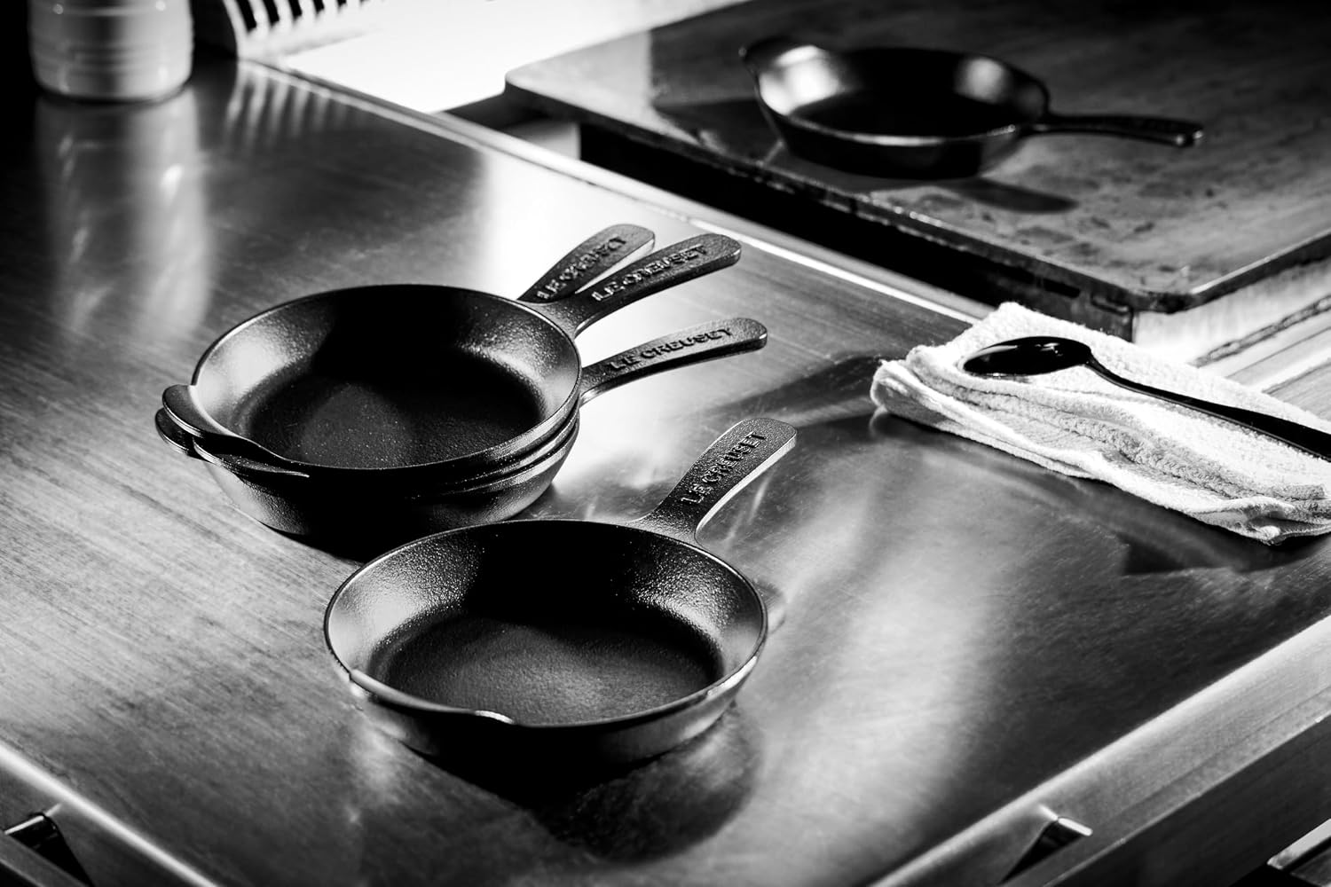 Le Creuset Enameled Cast Iron Gourmand Collection Set of 4 Mini Skillet, .3 qt., Matte Black