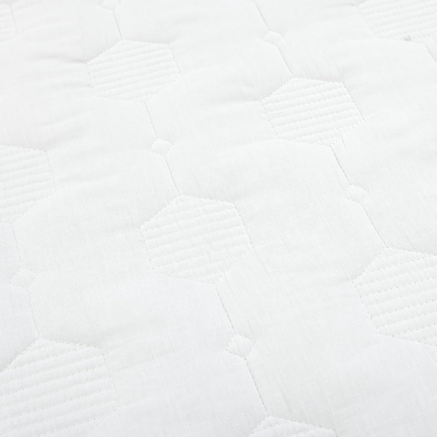 Lush Decor Hexagon Honeycomb Embroidered Textured Cotton Quilt 3 Piece Set Full/Queen White - Bedding Set - Geometric White Quilt - Minimalist Modern Decor