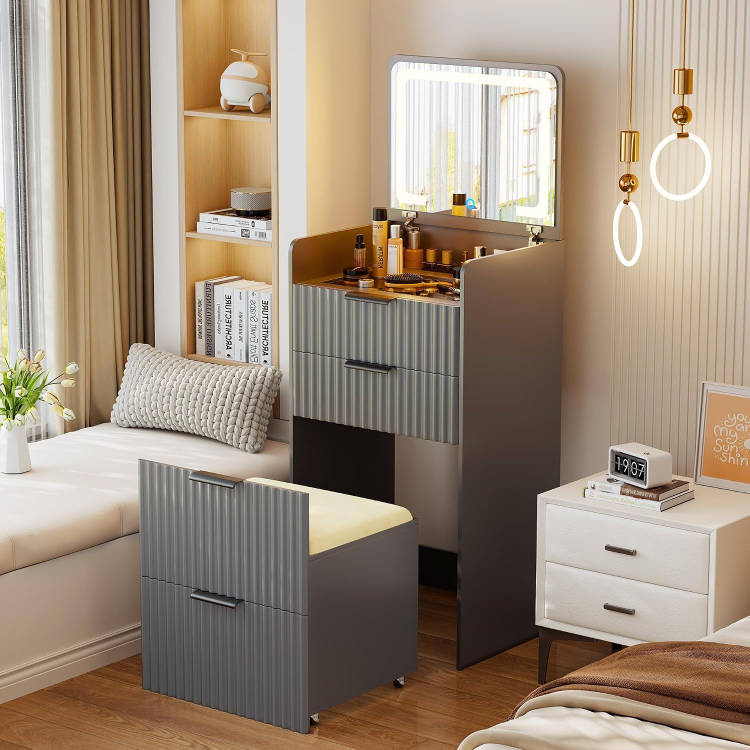 Lvifur 3 in 1 Small Vanity Desk with Plip Top Mirror,Makeup Vanity Set with Visible Glass Desktop,Compact Vanity with 3 Drawers,Storage Compartment and Padded Stool,Dressing Table for Bedroom,Grey