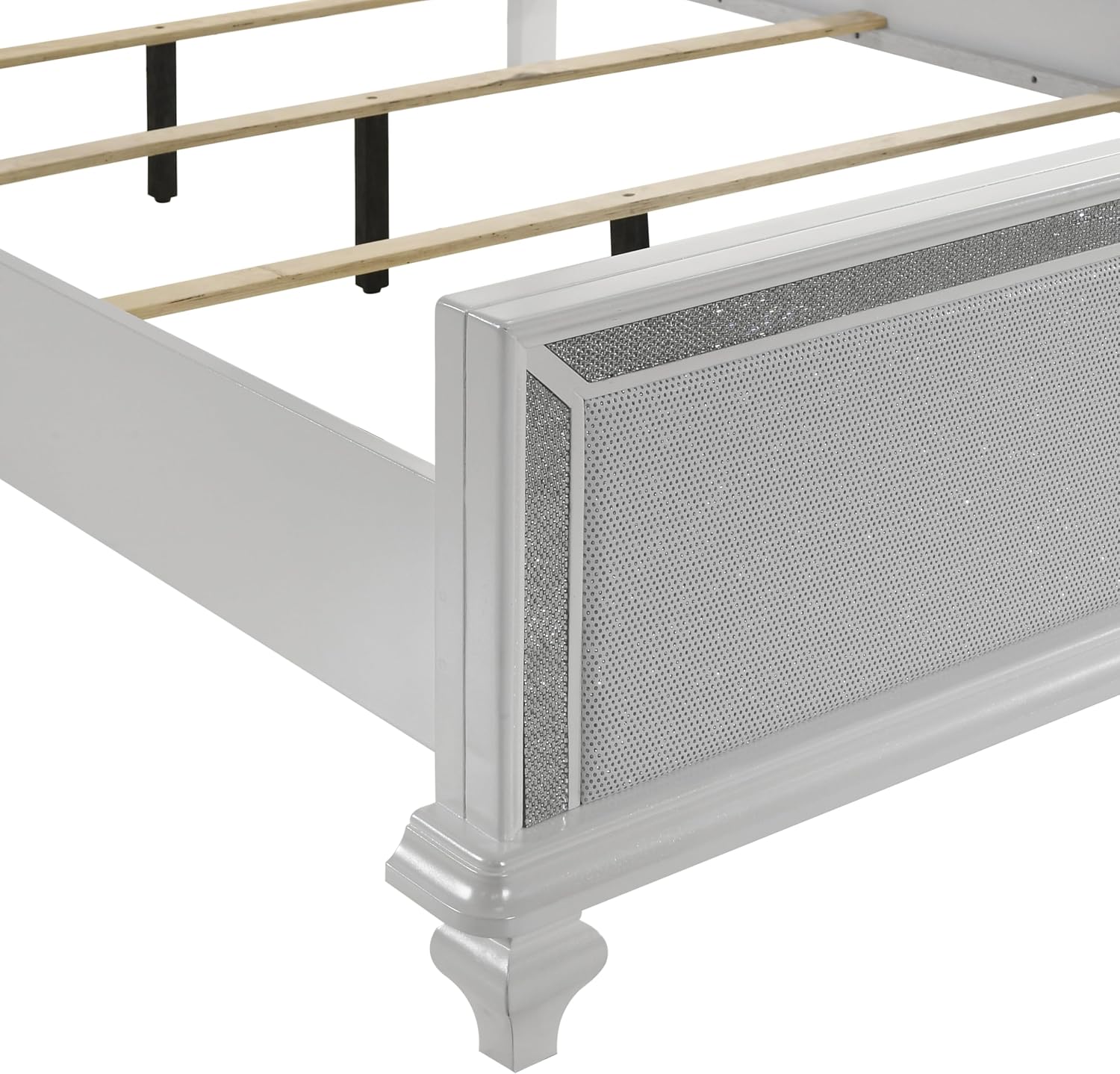 New Classic Furniture Stardust Wood Queen Bed, White
