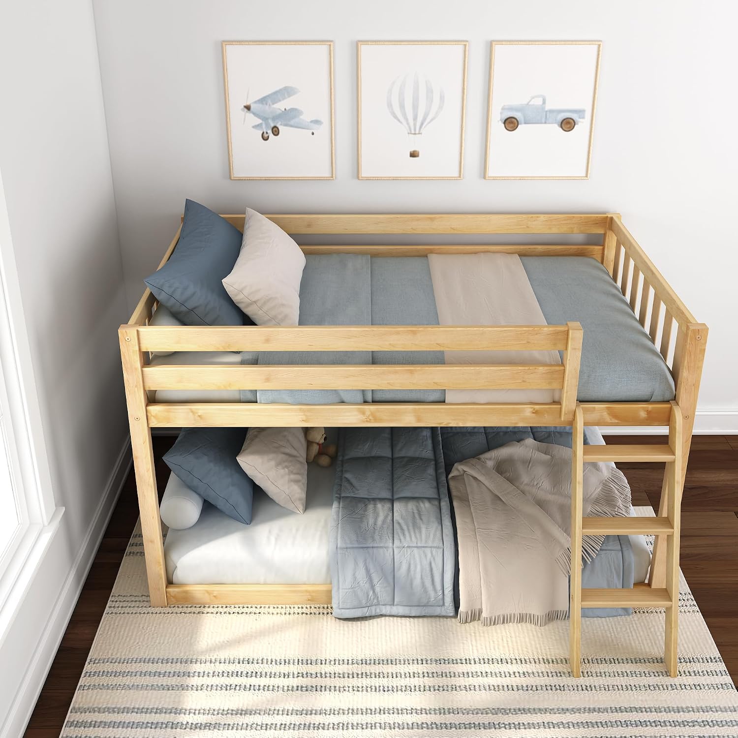 Max & Lily Fundamental Twin Low Bunk Bed, Kids Solid Wood Modern Bed Frame with Strong Wooden Slats, Non-Toxic Finishes, High Weight Capacity, Natural