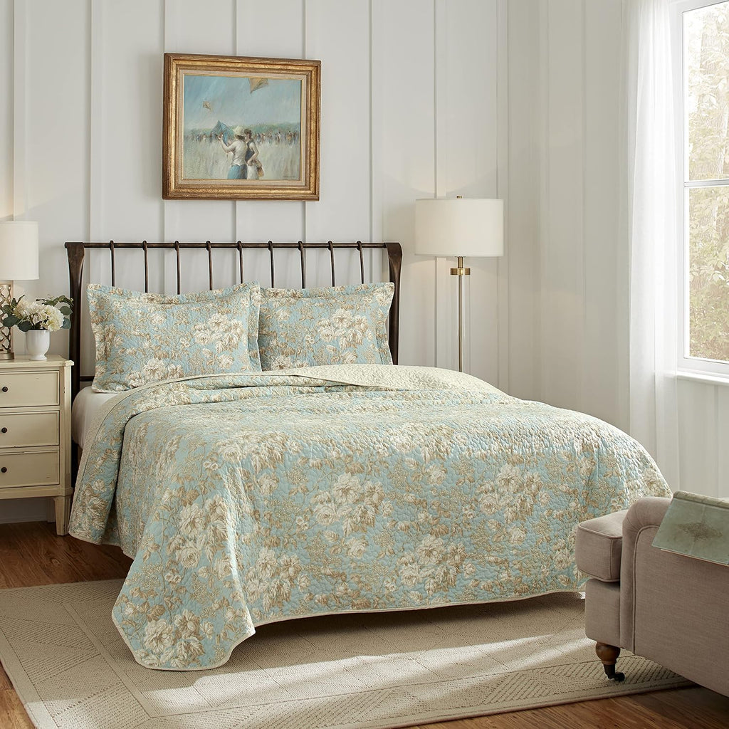 Laura Ashley Home - King Quilt Set, Cotton Reversible Bedding with Matching Shams, Bedroom Decor Ideal for All Seasons (Brompton Green, King)