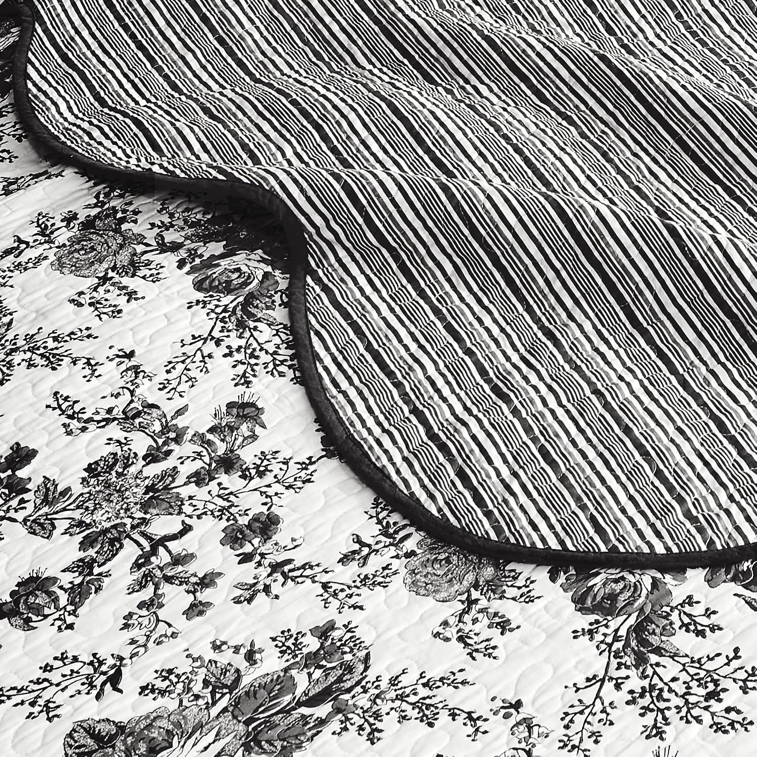 Wonderful 100% Cotton Black Floral Quilt Set King Size Bedding Sets with Pillow Shams and Bed Skirt, 4 Pieces Floral Bedspread Coverlet Set, Quilted Blanket Bed Cover for All Season, 104'x90'