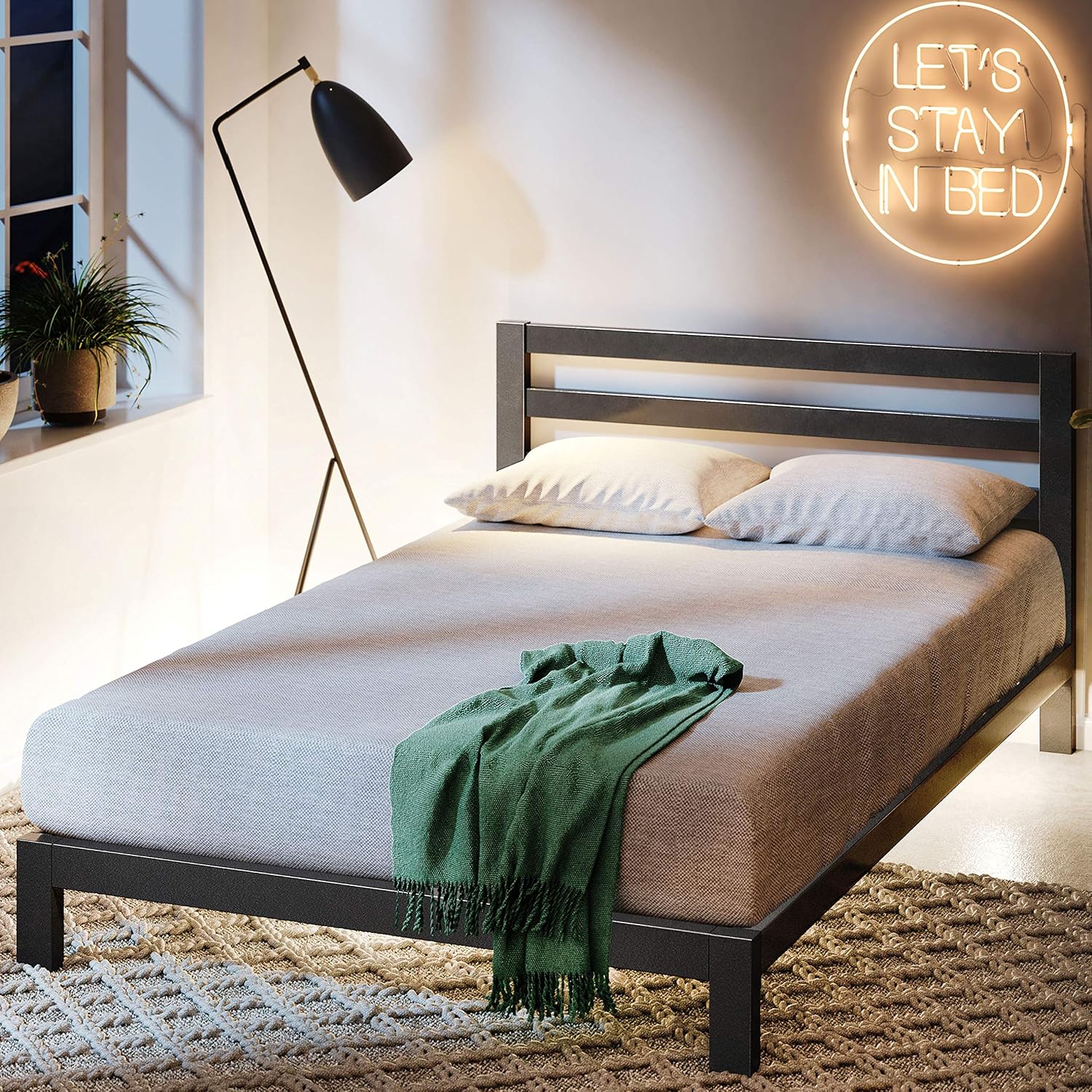 Zinus Arnav Metal Platform Bed Frame with Headboard/Wood Slat Support/No Box Spring Needed/Easy Assembly, Full