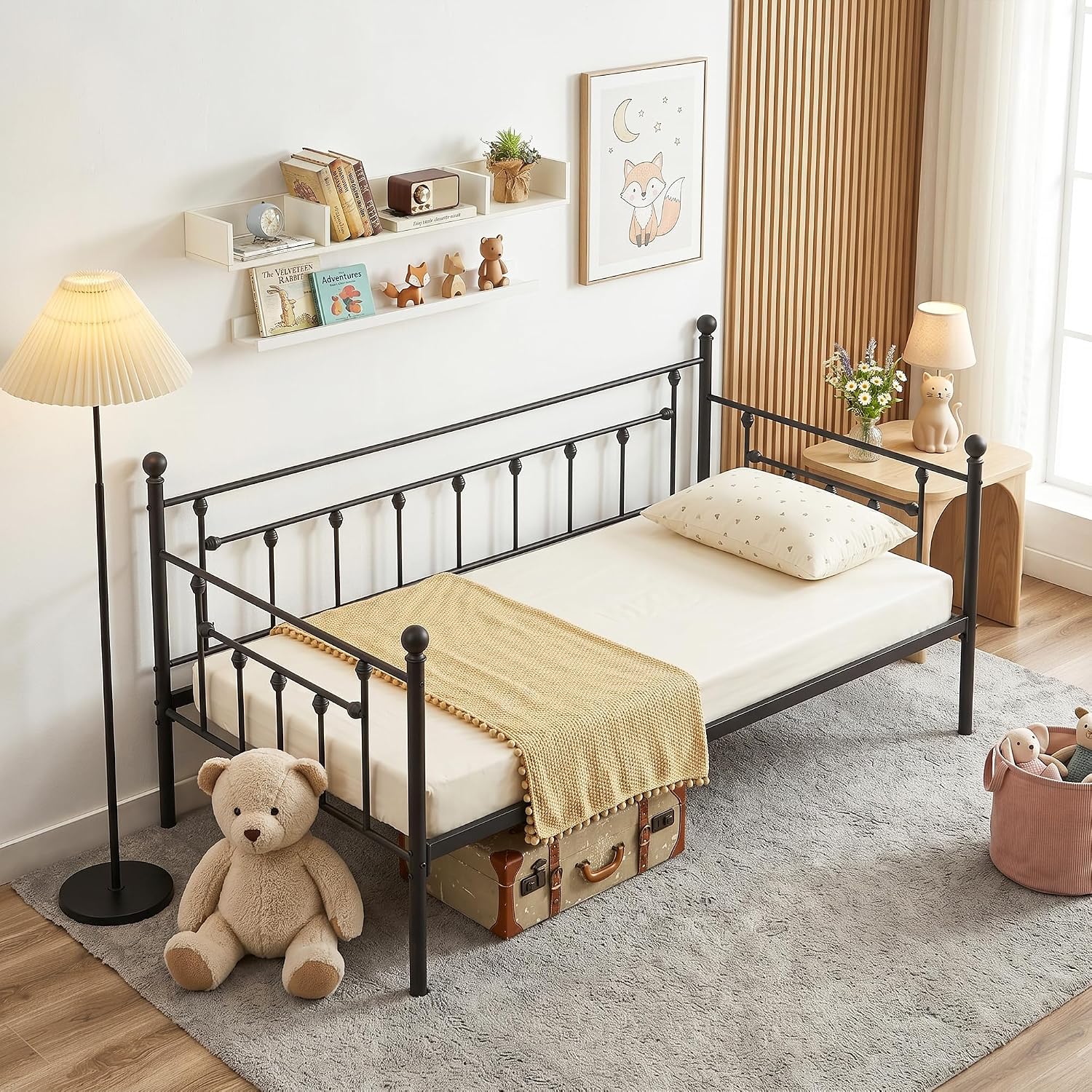 VECELO Daybed Frame, Twin Size Metal Platform Bed with Headboard,Heavy Duty Steel Slats Support for Living Room Bedroom Guest Room, Easy Assembly